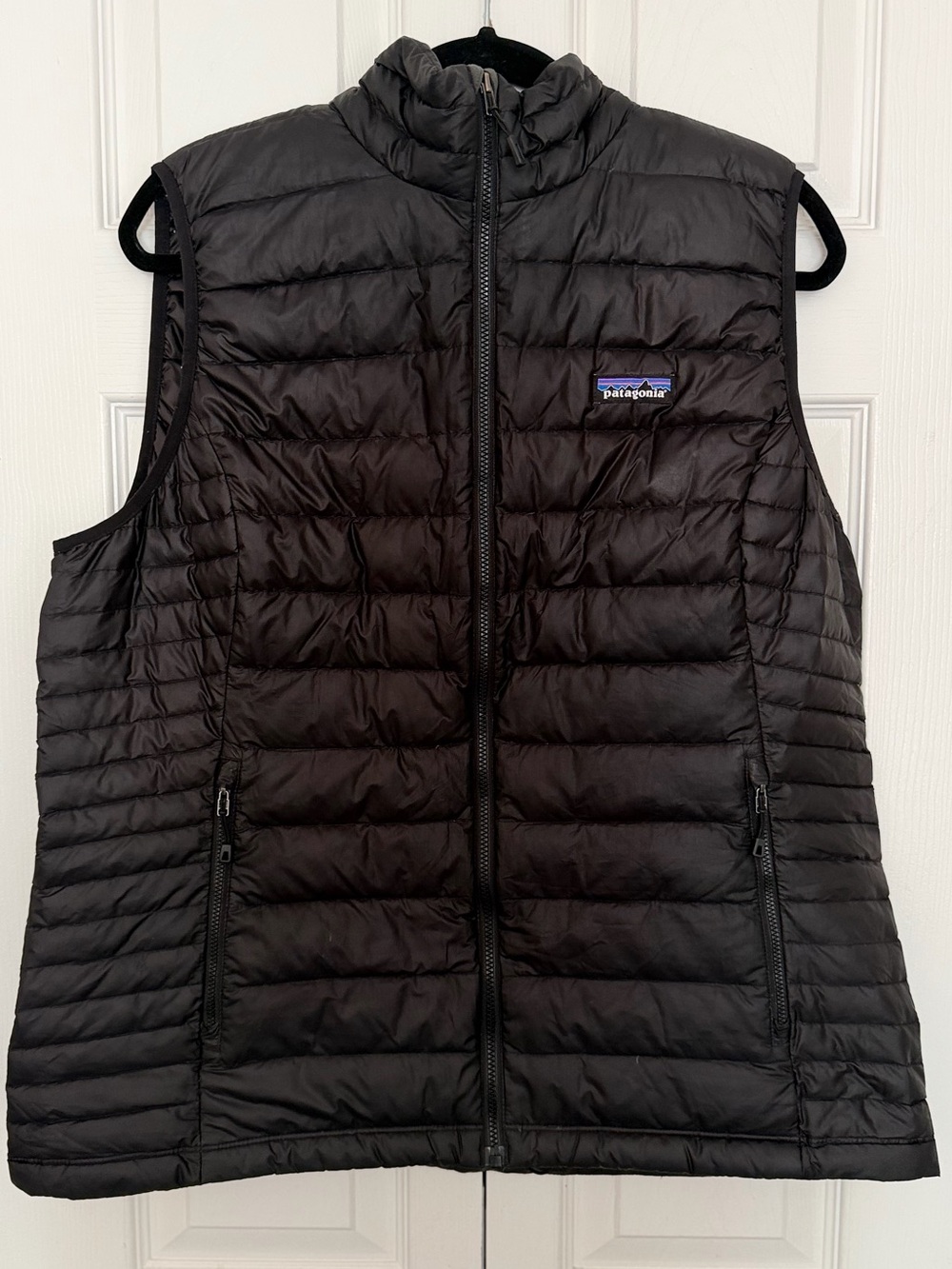 Patagonia “Worn Wear” Black Quilt Puffer Down Vest